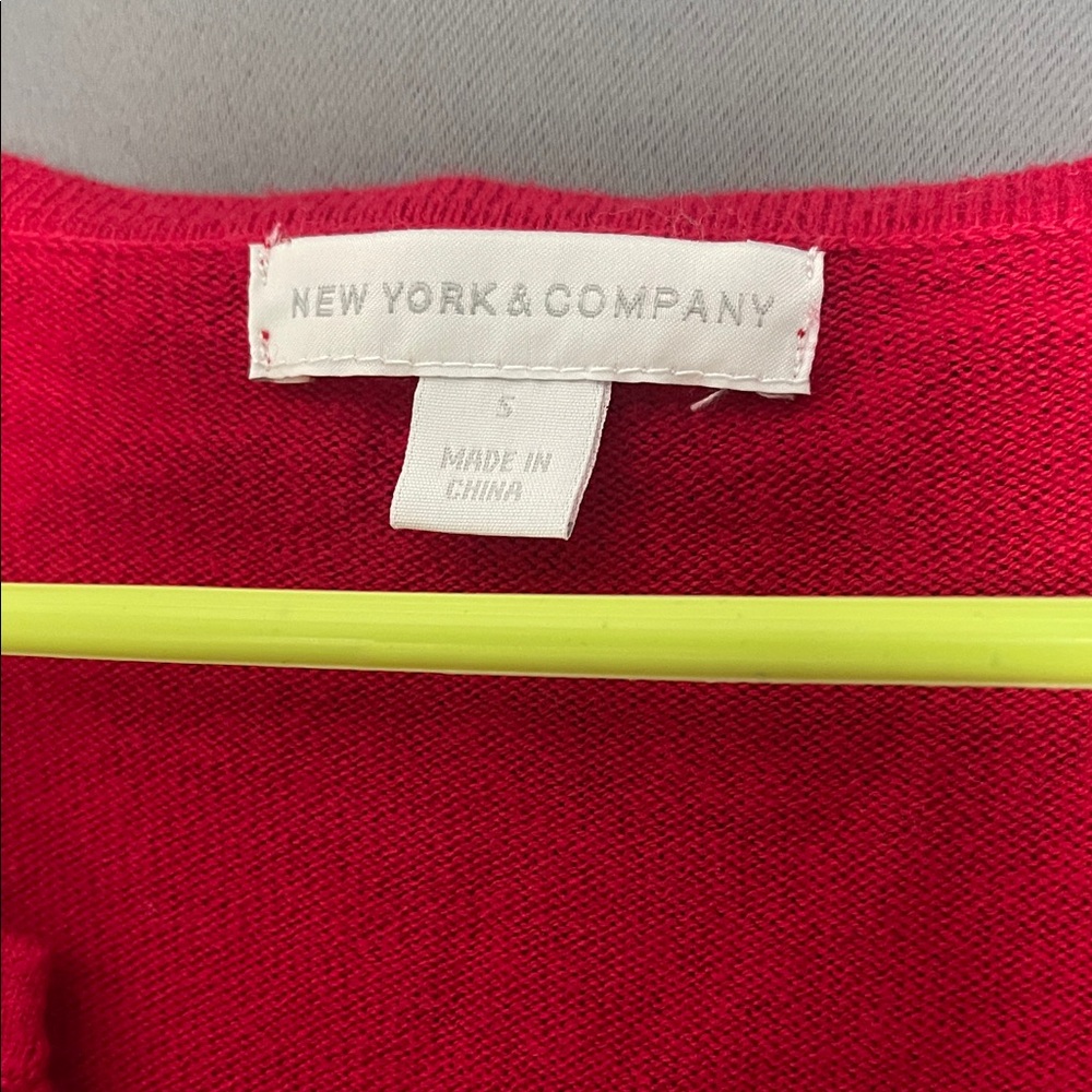 New York & Company Vibrant Red Knit Top